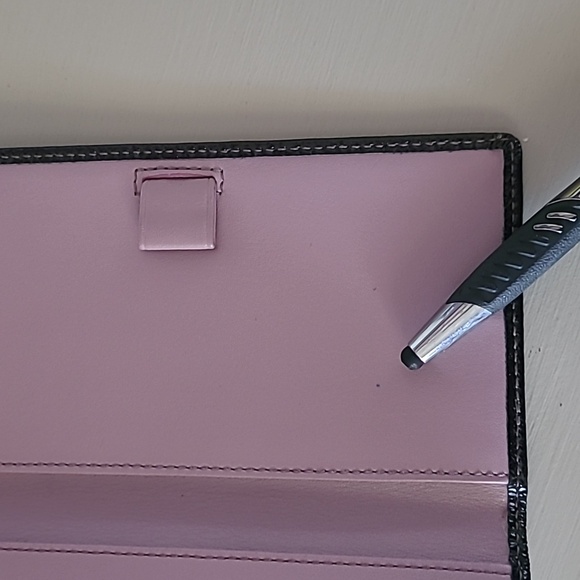 Coach Brown Checkbook - Picture 9 of 10